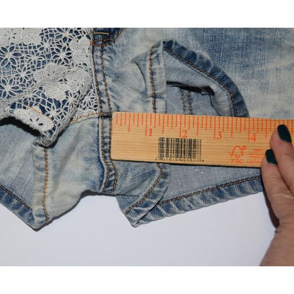 American Eagle Denim Shorts Shortie Chiro hey Floral Design Bleach Size 10 - Picture 6 of 6